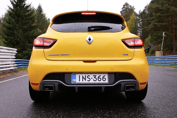 Renault Clio R.S. – Hätäinen Rellu