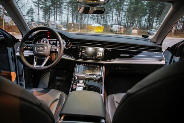 Audi Q8 – Kun maailma ei riitä