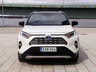 Toyota RAV4 2,5 Hybrid – nuorekkaampi ote autoiluun