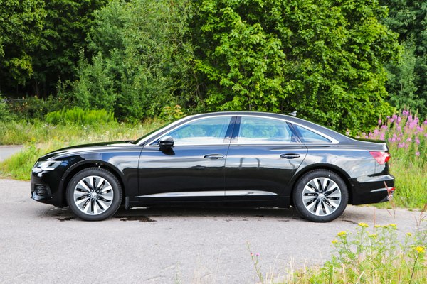 Audi A6 – kuin taikamatolla
