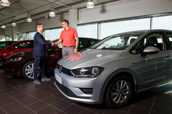 Takuuvarmoja Volkswagen-vaihtoautoja