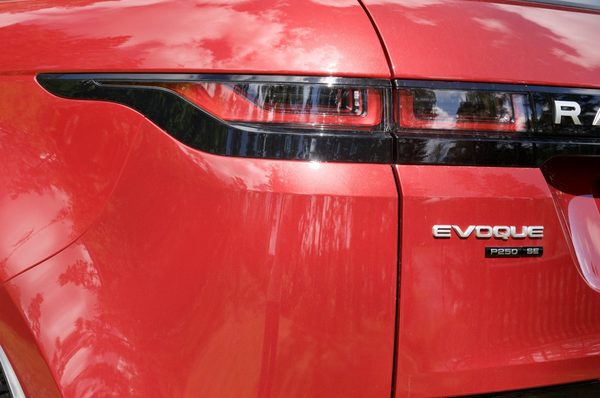 Range Rover Evoque - Voimakas ja tyylitajuinen, eksklusiivisuutta henkivä SUV