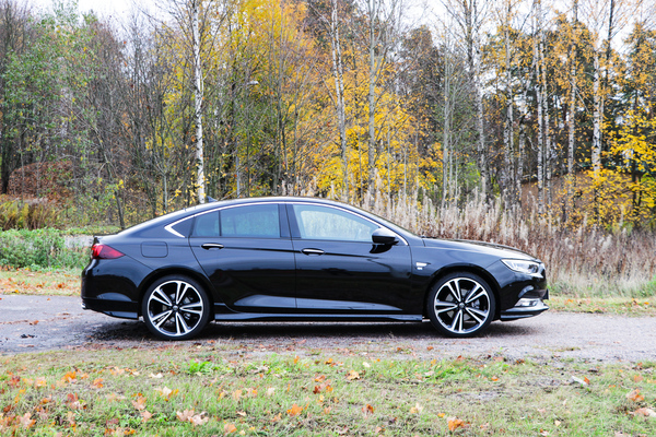 Opel Insignia – Yllätyshaastaja