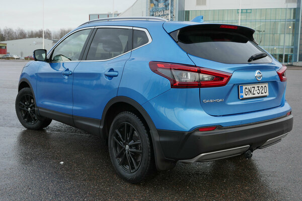 Nissan Qashqai - uudella moottorilla vahvana kovenevaan kilpailuun