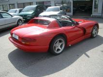 Tyypit: Dodge Viper RT/10