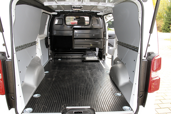 Toyota Proace 2.0 D 120 hv automaatti