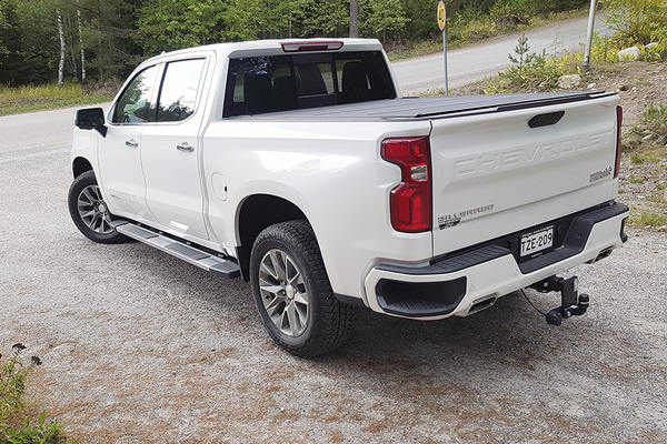 Chevrolet Silverado 1500 High Country 4wd Crew Cab 6.2L EcoTec3 V8