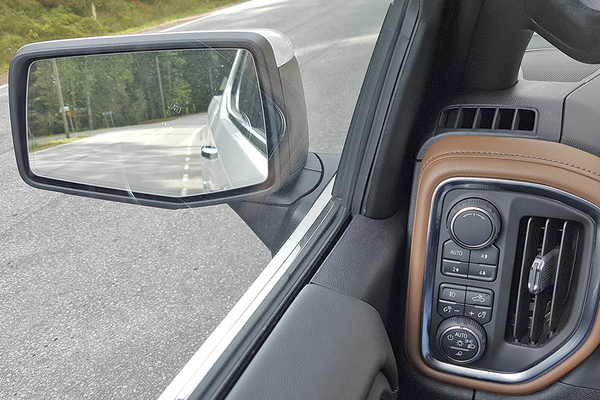 Chevrolet Silverado 1500 High Country 4wd Crew Cab 6.2L EcoTec3 V8