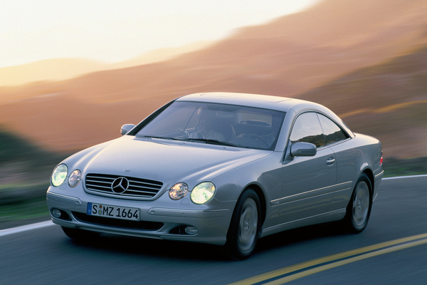 Mercedes-Benzin valoteknologiat